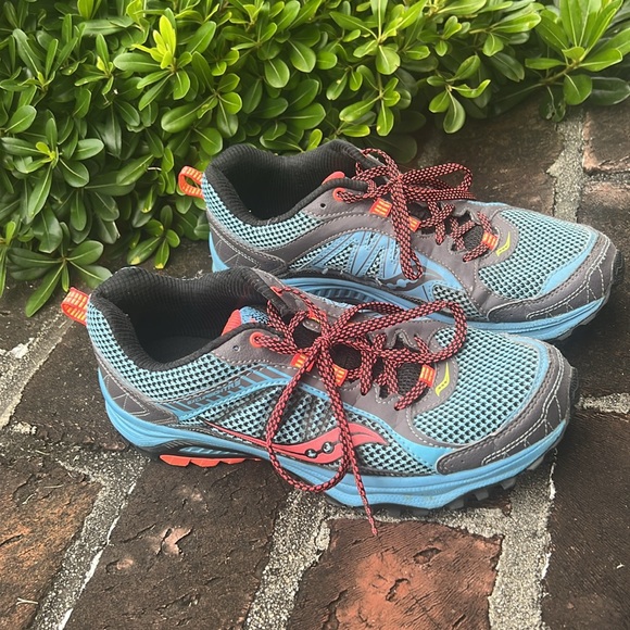 Saucony Excursion TR 9 blue & orange sneakers Sz 9 - Picture 3 of 8